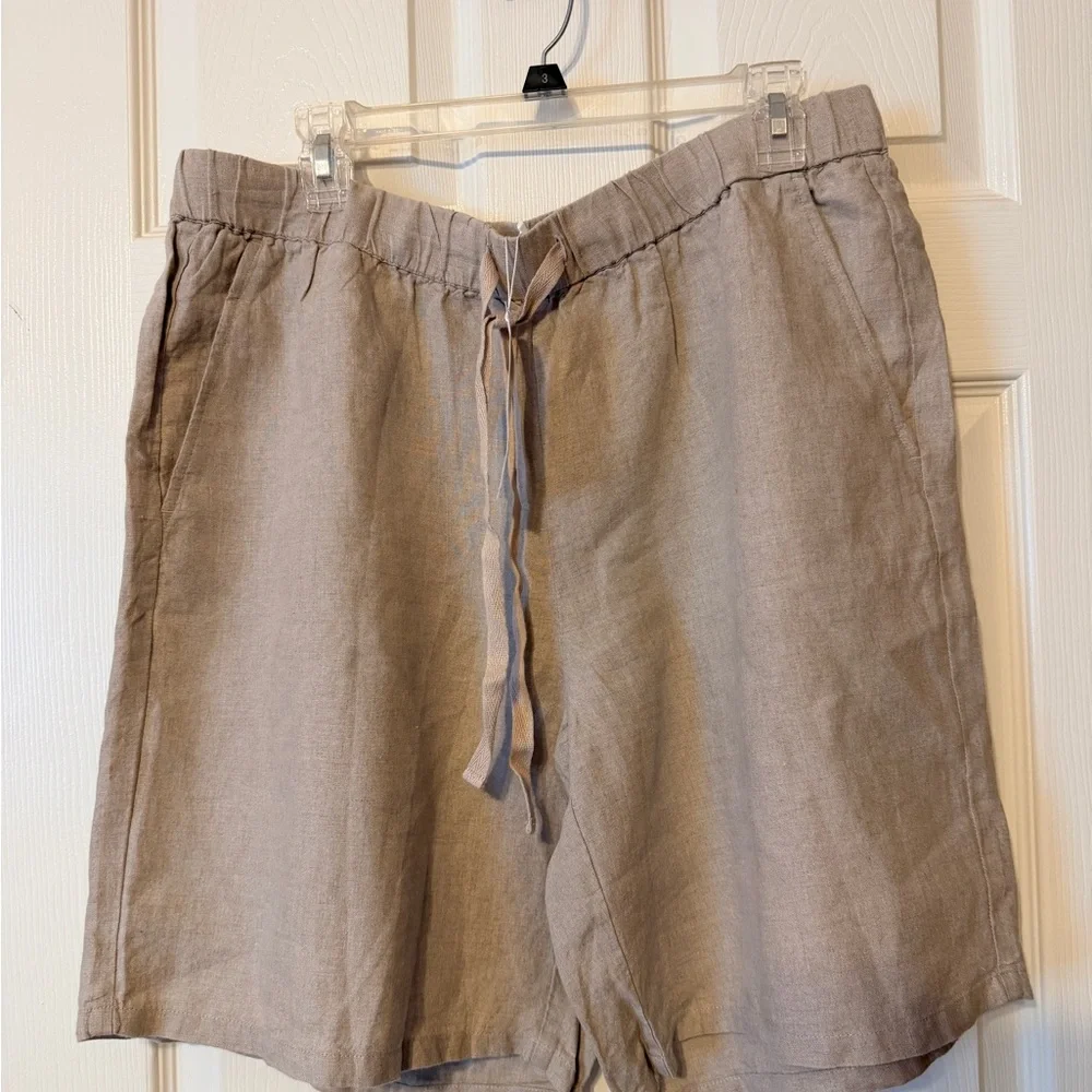 Eileen Fisher Beige Linen Shorts - Picture 1 of 5